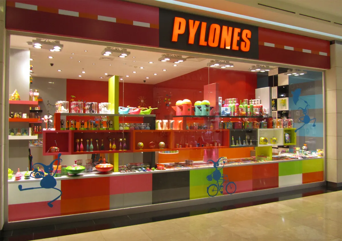 Pylones Showroom – Commercial interior, Baku, Azerbaijan (photo 1)